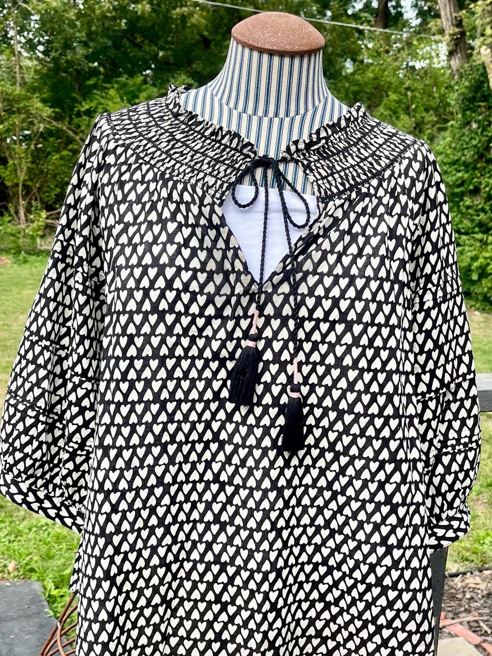 💕Ivy Jane "Heart to Heart" Smocked Black & White Peasant Blouse - Size S/M💕